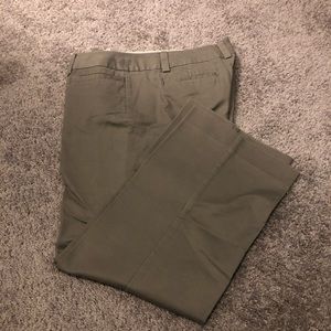 EUC GAP Curvy Fit Flare Leg Trousers